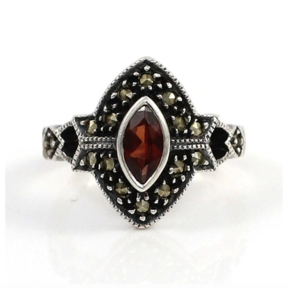 JUDITH JACK Sterling Silver Garnet Marcasite Ring
